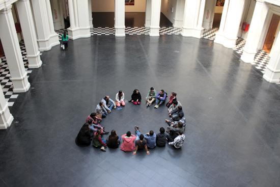 EducaMAC iene por objetivo generar programas de extensión para los diversos públicos que interactúan con el Museo de Arte Contemporáneo.