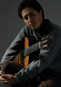 Mauricio Valdebenito, guitarrista y musicólogo.