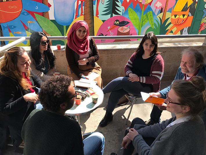 Durante su paso por Ramallah el profesor Krause realizó un taller de Arte Sonoro titulado Voz, lengua e identidad dirigida a alumnos de International Academy of Art Palestine.