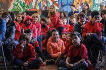 Desde el 13 al 17 de mayo, la U. de Chile desplegará múltiples actividades en diversas comunas de la Región Metropolitana para acercar el arte al proceso educativo de escolares.