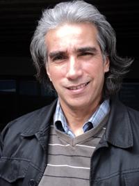 Profesor Germán González, coordinador del Diploma de Postítulo en Producción Gráfica, Vídeo y Fotografía.