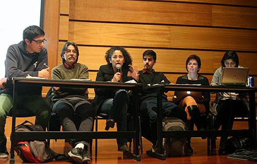 Cada panel contó con participación, en exposiciones y discusiones, de los diferentes estamentos de la Universidad.