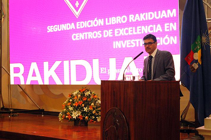 El vicerrector de Investigación y Desarrollo, Flavio Salazar, destacó el impacto del trabajo académico en las áreas de investigación, innovación y creación artística.