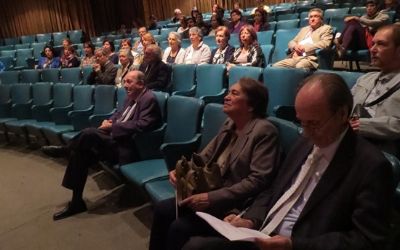 Académicos en Sala Isidora Zegers Académicos en Sala Isidora Zegers