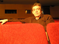 Raúl Osorio está en la dirección del Teatro Nacional Chileno de la Facultad de Artes desde el 2001 y tras suceder a Fernando González.